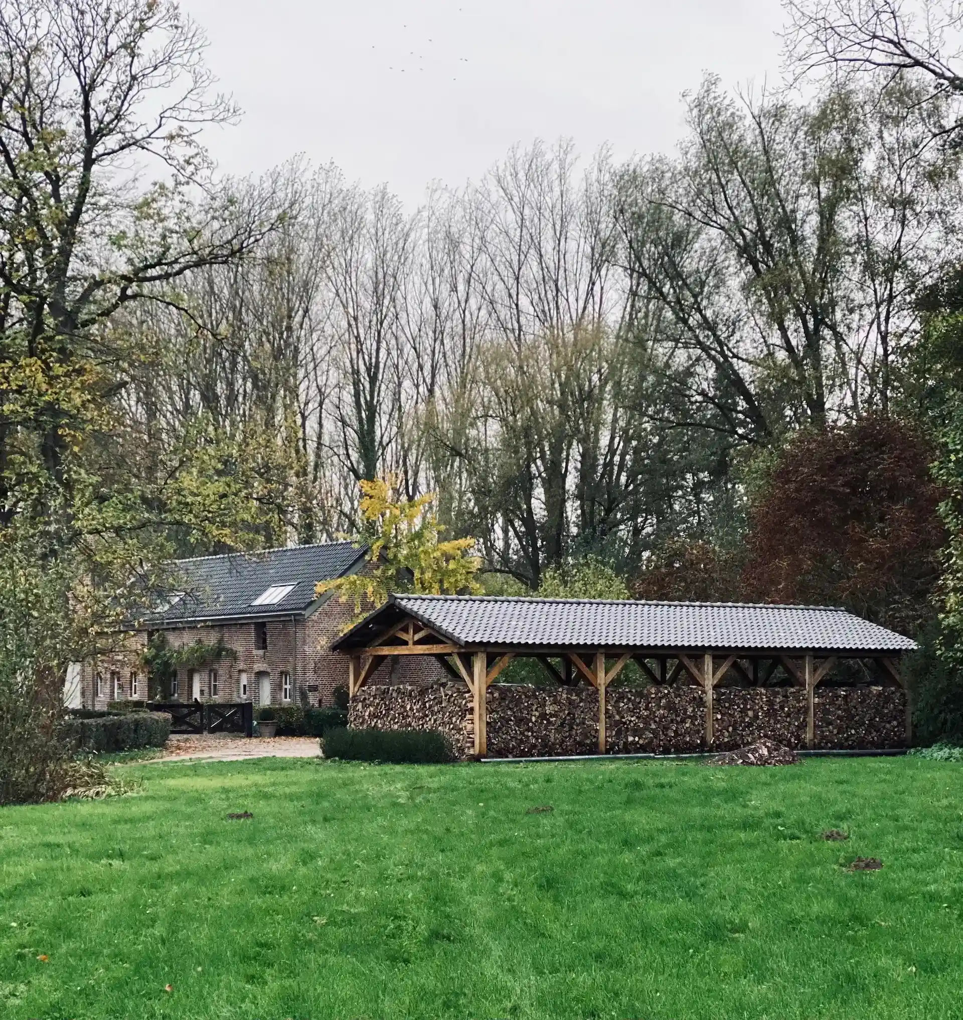 Carport bois sur mesure à Bertrix